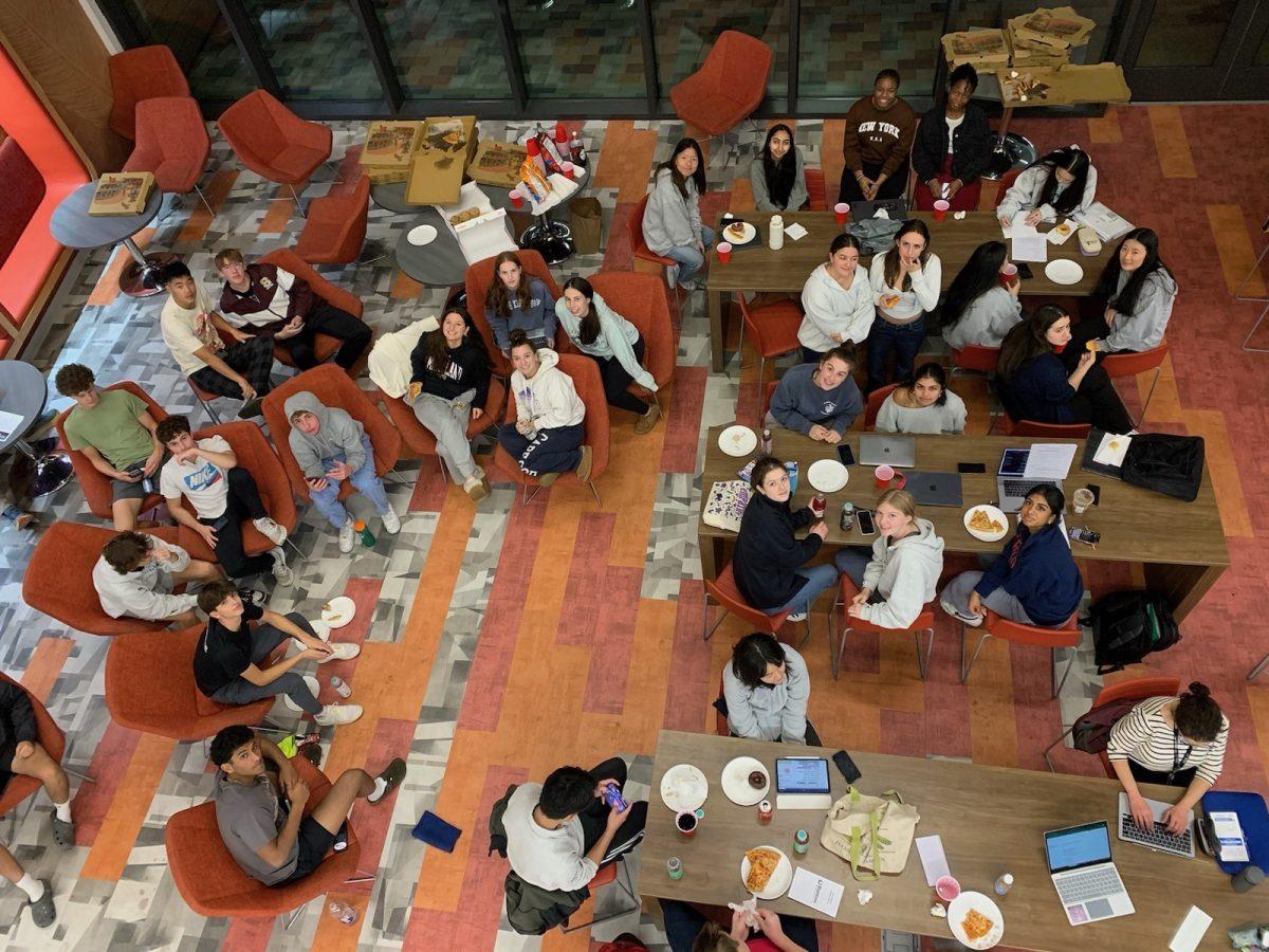 SHS Students Gather to Watch Live Election Results